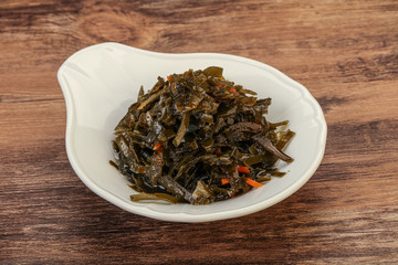Fototapeta na wymiar Seaweed cabbage with carrot and sesame