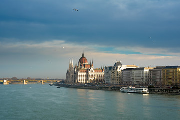 Fototapeta premium View of the Hungarian parliament across the river