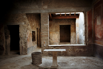 Fototapeta premium The ruins of the city of Pompeii. The interiors are the home of the city of Pompeii. Pompeii, Italy - August 16, 2018.