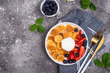 Sweet pancake cereals with berries