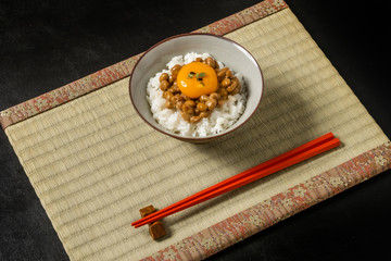 Fototapeta na wymiar なっとう　Fermented health food of soybeans natto
