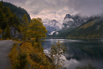 Obraz premium lake and mountains