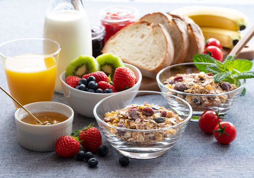 Granola and fruit breakfast image