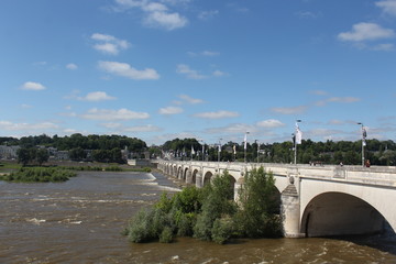 Naklejka premium Pont Wilson - Tours