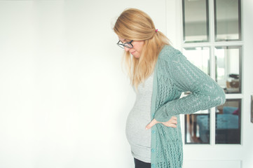 Retrato mujer embarazada primer trimestre