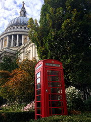 london St. Paul's Churchyard