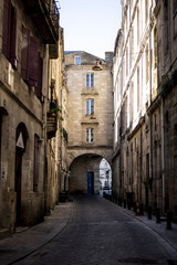 Fototapeta na wymiar Les vieilles ruelles de Bordeaux Couleur