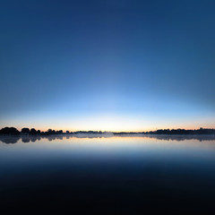 Sonnenaufgang am Langwieder See