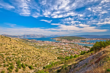 Fototapeta na wymiar Trogir riviera. View from the hill to Trogir and Kastela bay