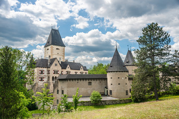 Fototapeta na wymiar The impressive Castle Ottenstein in Waldviertel, Lower Austria