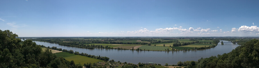 Die Donau bei Donaustauf - Bayern