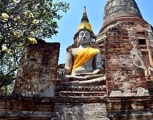 The statue of buddha at Ayutthaya.