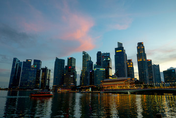 Fototapeta na wymiar Singapore Skyline, Dusk