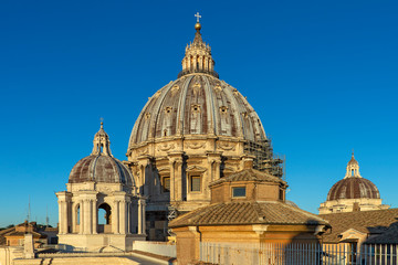 Fototapeta na wymiar View of the dome of Saint Peter cathedral in the morning