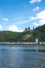 Fototapeta na wymiar Der Rhein bei Sankt Goarshausen