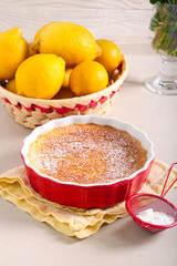 Soft lemon pudding