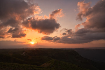 Obraz premium 阿蘇の夜明け