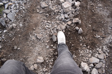 Obraz premium feet on the sand