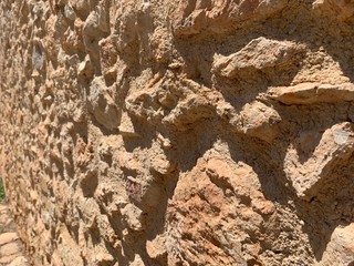 nahaufnahme alte steinmauer