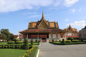 Fototapeta premium Pagode d'argent du palais royal à Phnom Penh, Cambodge