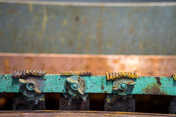 Galvanisierungsbad mit Metallablagerung