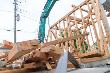 建物　解体工事