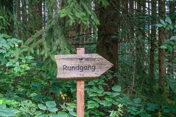 Schild zum Rundgang