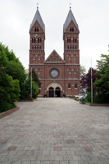 Fototapeta na wymiar Katholische Pfarrkirche St. Germanus Wesseling