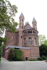 Fototapeta na wymiar Katholische Pfarrkirche St. Germanus Wesseling