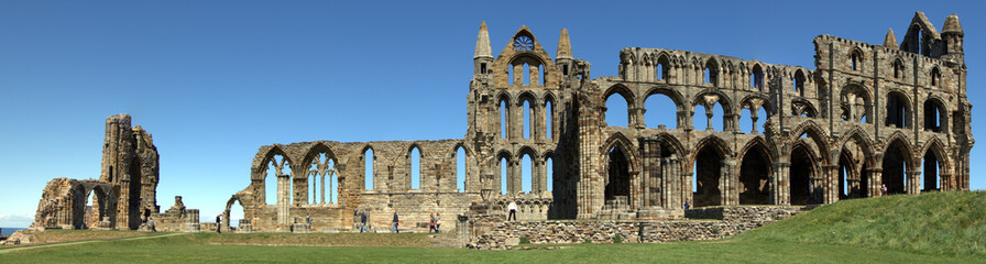 Fototapeta na wymiar Whitby abbey ruins in north Yorkshire U.K.