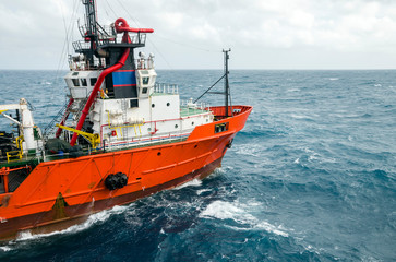 Fototapeta premium Sea tow in the high sea