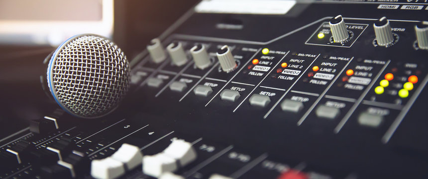 Master the Art of Music Production with Online Classes