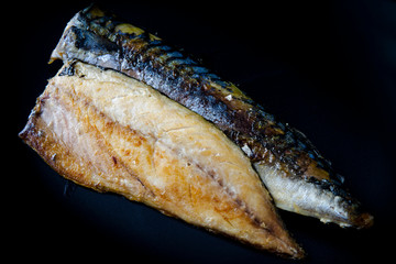 Baked mackerel whice is picked with salt AND called Jaban-godeung-eo