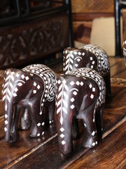 Clay model of elephants with good art works .