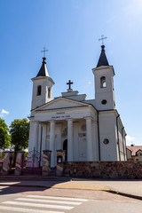Fototapeta premium Kościół Świętych Apostołów Piotra i Pawła w Zabłudowie, Podlasie, Polska