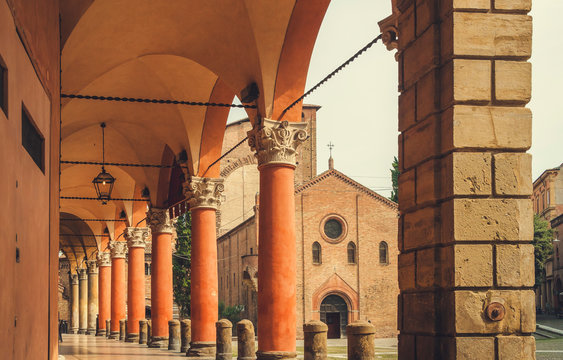 Fototapeta The Portici of Bologna (arcades of Bologna) in the old town. Streets of Bologna, Italy.