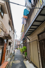 東京の住宅密集地・古い家