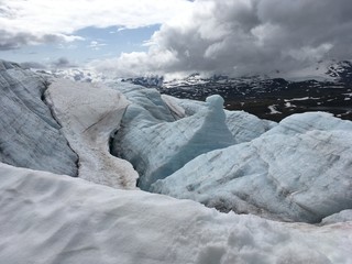 Fototapeta na wymiar glacier in norway