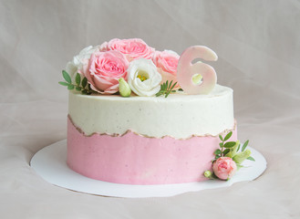 birthday cake with pink roses