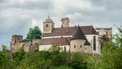 Fototapeta na wymiar Impressions of Castle Waldreichs in the Waldviertel in Spring
