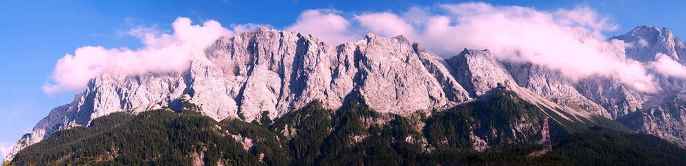 Fototapeta premium View of Zugspitze Mountains seen from bank of Lake Eibsee