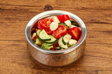 Salad with vegetables and mozzarlla