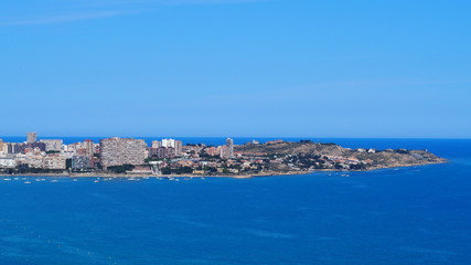 Litoral de la ciudad de Alicante lugar de descanso para miles de turistas