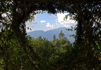 Beach, wind and fun trought the mountains
