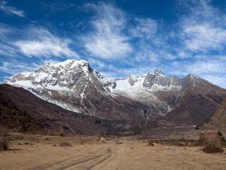 Fototapeta na wymiar Manaslu Mount in Manaslu Conservation Area in the Nepal Himalaya. Manaslu is the eighth-highest mountain in the world at 8,163 m. above sea level