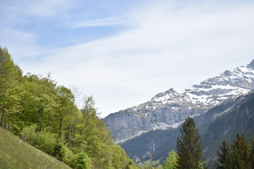 Klausenpass in der Schweiz Berglandschaft 8.5.2020