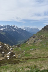 Klausenpass in der Schweiz Berglandschaft 8.5.2020