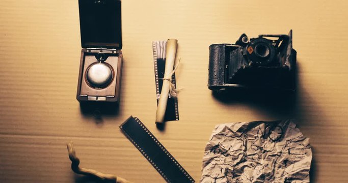 Fotocamera vintage per un viaggio