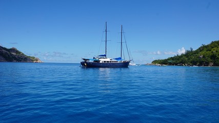 Fototapeta premium tropical seychelles island