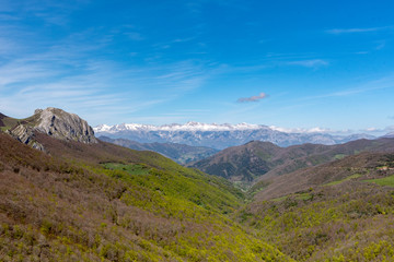 Fototapeta premium Panoramic view from Piedrasluengas in Palencia province, Spain